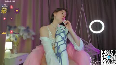 Snapshot of may_yam chatting on 4, 6, 2026 may_yam online show from 4, 6, 2026