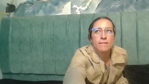 Snapshot of maya25_ chatting on 19, 9, 2025 Maya online show from 19, 9, 2025