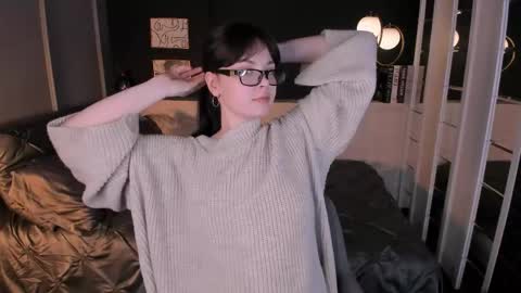 Snapshot of maya___muse chatting on 3, 5, 2026 Maya online show from 3, 5, 2026