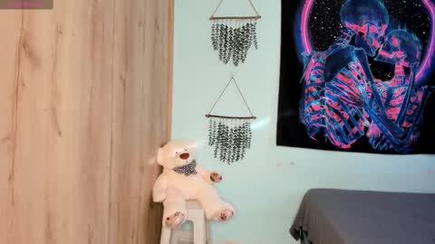 Snapshot of maya__fox chatting on 10, 2, 2025 OF mayitta19 online show from 10, 2, 2025