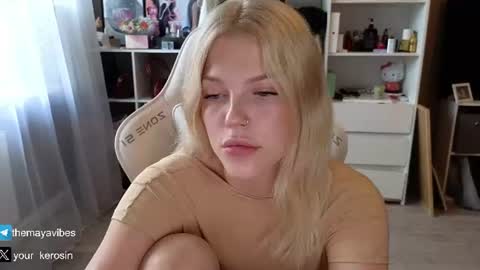Snapshot of maya_blonde18 chatting on 27, 6, 2026 Maya online show from 27, 6, 2026