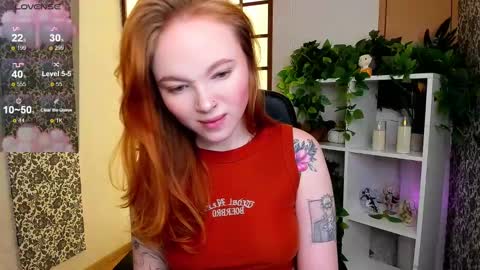 Snapshot of maya_light chatting on 24, 2, 2025 Maya online show from 24, 2, 2025