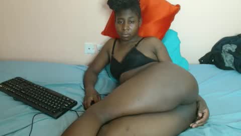 Snapshot of maya_nyla chatting on 22, 4, 2026 Faith online show from 22, 4, 2026