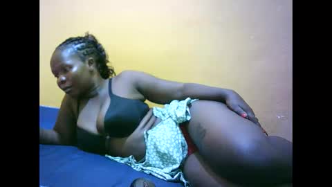 Snapshot of mayah_sexy chatting on 15, 3, 2026 mayah_sexy online show from 15, 3, 2026