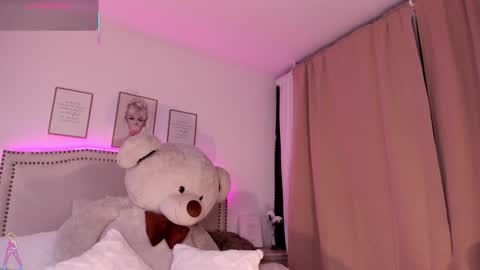 Mayajhons online show from 17, 12, 2025