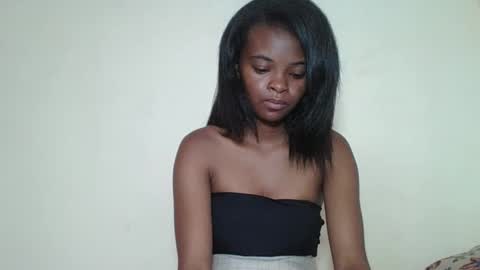 mayalabelle online show from 14, 12, 2025