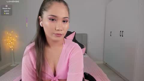 Snapshot of mayamei chatting on 1, 3, 2026 Mia online show from 1, 3, 2026