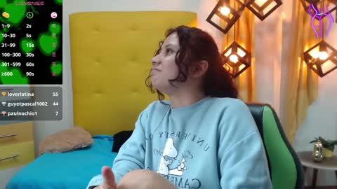 Snapshot of mayamoira chatting on 12, 1, 2025 Maya online show from 12, 1, 2025