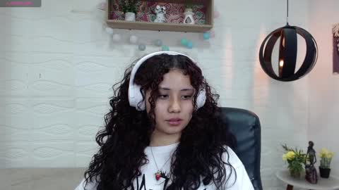 Snapshot of mayamoira chatting on 30, 1, 2025 Maya online show from 30, 1, 2025