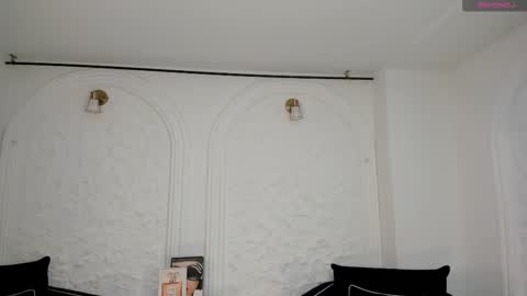 Maya online show from 15, 2, 2026