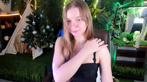 Snapshot of mayasinabon chatting on 17, 12, 2024 mayasinabon online show from 17, 12, 2024