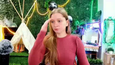 Snapshot of mayasinabon chatting on 1, 10, 2025 mayasinabon online show from 1, 10, 2025