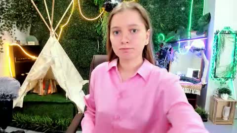 Snapshot of mayasinabon chatting on 7, 10, 2025 mayasinabon online show from 7, 10, 2025