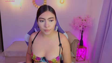 Snapshot of mayavexx chatting on 22, 5, 2026 Maya Vexx online show from 22, 5, 2026