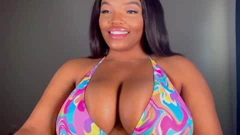 MayBabi online show from 5, 2, 2025