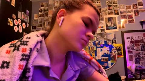 Rose online show from 12, 3, 2026