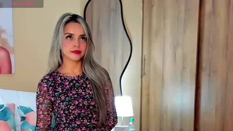 Snapshot of maylinfox chatting on 3, 2, 2025 MaylinFox online show from 3, 2, 2025