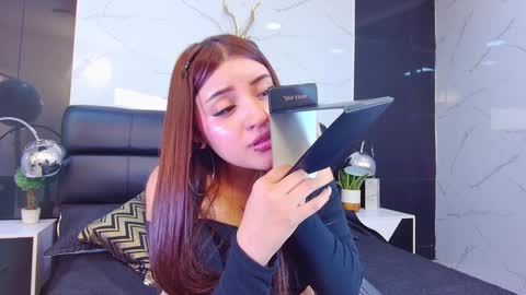 Maylin online show from 5, 2, 2025