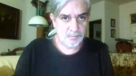 Snapshot of mc_manu chatting on 28, 12, 2024 Manu online show from 28, 12, 2024