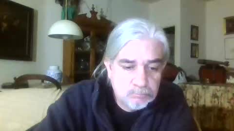 Snapshot of mc_manu chatting on 5, 1, 2025 Manu online show from 5, 1, 2025