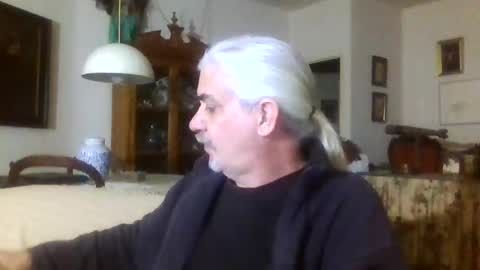 Snapshot of mc_manu chatting on 1, 2, 2025 Manu online show from 1, 2, 2025