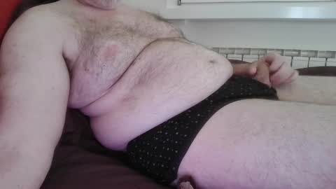 Snapshot of mdm1981 chatting on 17, 4, 2026 mdm1981 online show from 17, 4, 2026