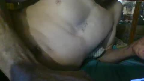 Snapshot of me4you2use chatting on 4, 2, 2025 me4you2use online show from 4, 2, 2025