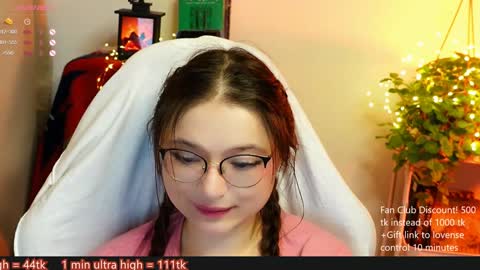 Snapshot of me_hanna chatting on 6, 12, 2024 Hanna online show from 6, 12, 2024