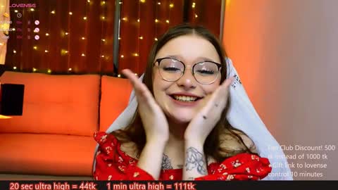 Snapshot of me_hanna chatting on 11, 12, 2024 Hanna online show from 11, 12, 2024