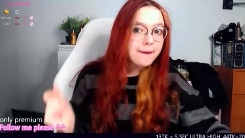 Snapshot of me_hanna chatting on 12, 10, 2025 Hanna online show from 12, 10, 2025