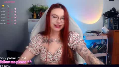 Snapshot of me_hanna chatting on 20, 10, 2025 Hanna online show from 20, 10, 2025