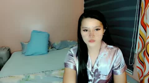 Snapshot of mea_mm19 chatting on 9, 3, 2025 mea_mm19 online show from 9, 3, 2025