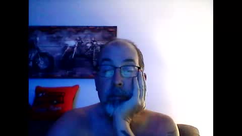 me at home online show from 21, 12, 2025