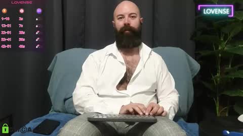 Snapshot of meaty_roll chatting on 19, 12, 2025 Meaty Roll online show from 19, 12, 2025