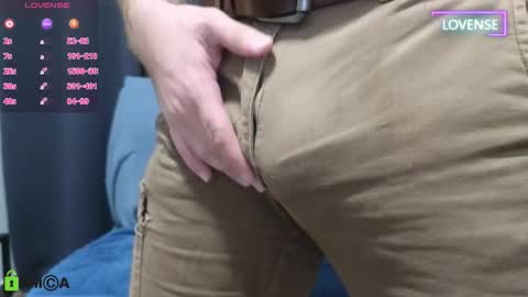 Snapshot of meaty_roll chatting on 22, 12, 2025 Meaty Roll online show from 22, 12, 2025