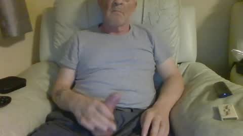 Snapshot of mecos539 chatting on 5, 7, 2026 mecos539 online show from 5, 7, 2026