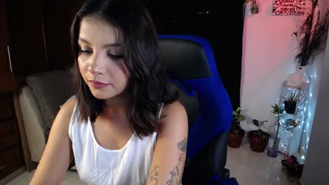 Coral online show from 30, 1, 2025