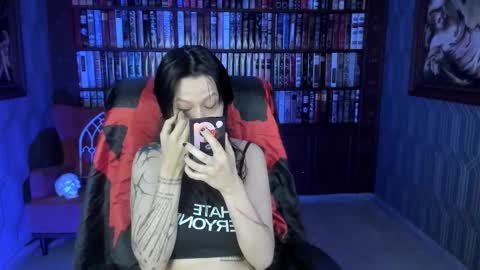 Snapshot of medusagorgona_ chatting on 21, 11, 2025 Medusa online show from 21, 11, 2025