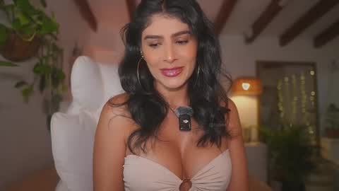 Snapshot of meegan1 chatting on 4, 12, 2025 Andrea online show from 4, 12, 2025