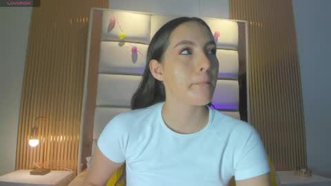 Snapshot of megaan_rouse chatting on 1, 5, 2026 megaan_rouse online show from 1, 5, 2026