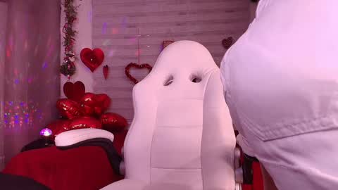 megan akbar online show from 4, 2, 2025