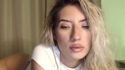 Megan Blazee  online show from 21, 10, 2025