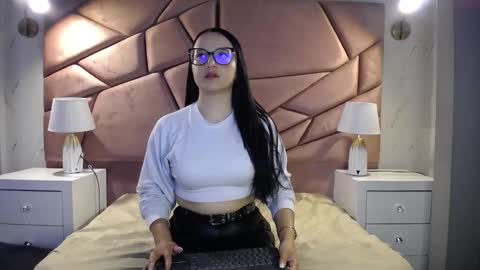 Snapshot of megan_blue5 chatting on 10, 10, 2025 Megan3 online show from 10, 10, 2025