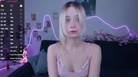 Megan and Anna online show from 26, 3, 2026