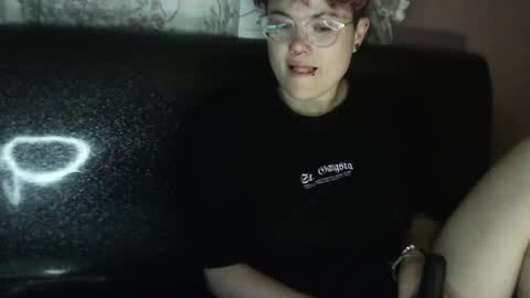 Snapshot of megan_coop3r_ chatting on 22, 12, 2024 Megan and sophi online show from 22, 12, 2024