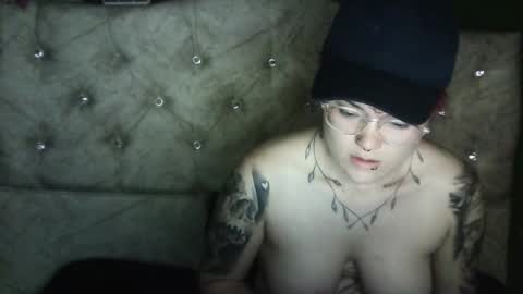 Snapshot of megan_coop3r_ chatting on 11, 1, 2025 Megan and sophi online show from 11, 1, 2025