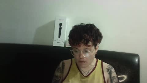 Snapshot of megan_coop3r_ chatting on 25, 2, 2025 Megan and sophi online show from 25, 2, 2025