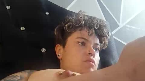 Megan and sophi online show from 22, 10, 2025