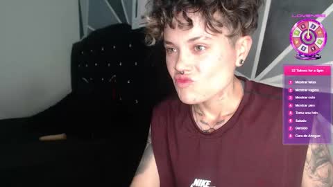 Megan and sophi online show from 17, 12, 2025