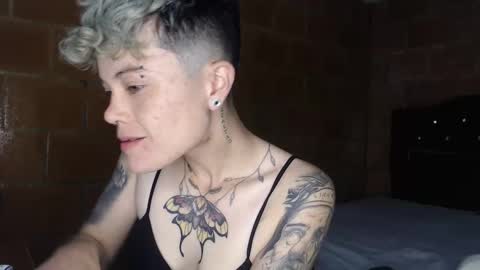 Megan and sophi online show from 11, 4, 2026